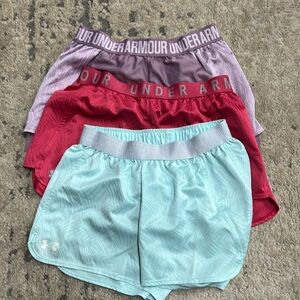 3 pairs of under armor women’s shorts